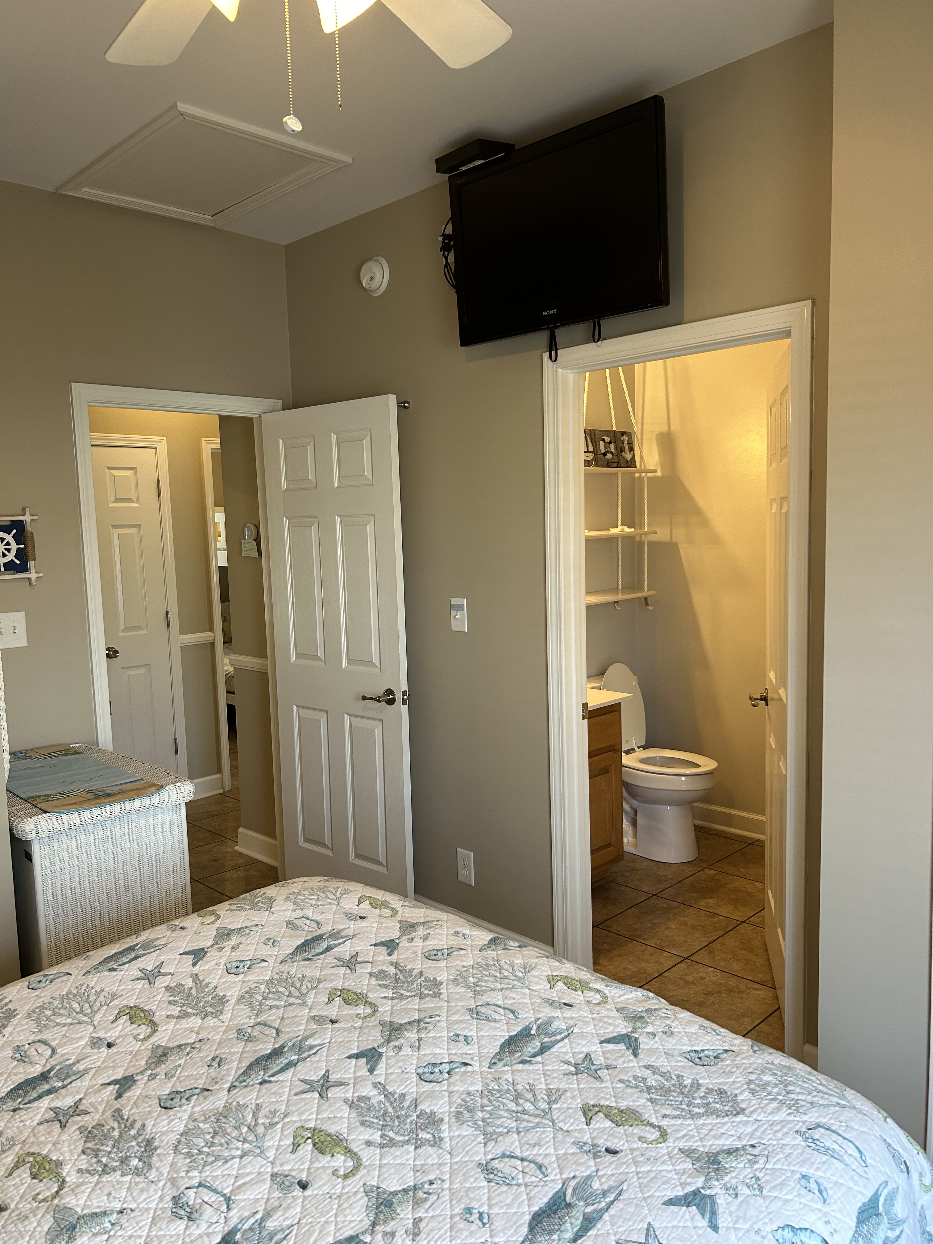 MH240 Hickory Lane — photo 31